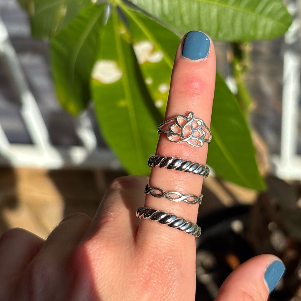 Sterling Silver Floral and Twisted Band Rings